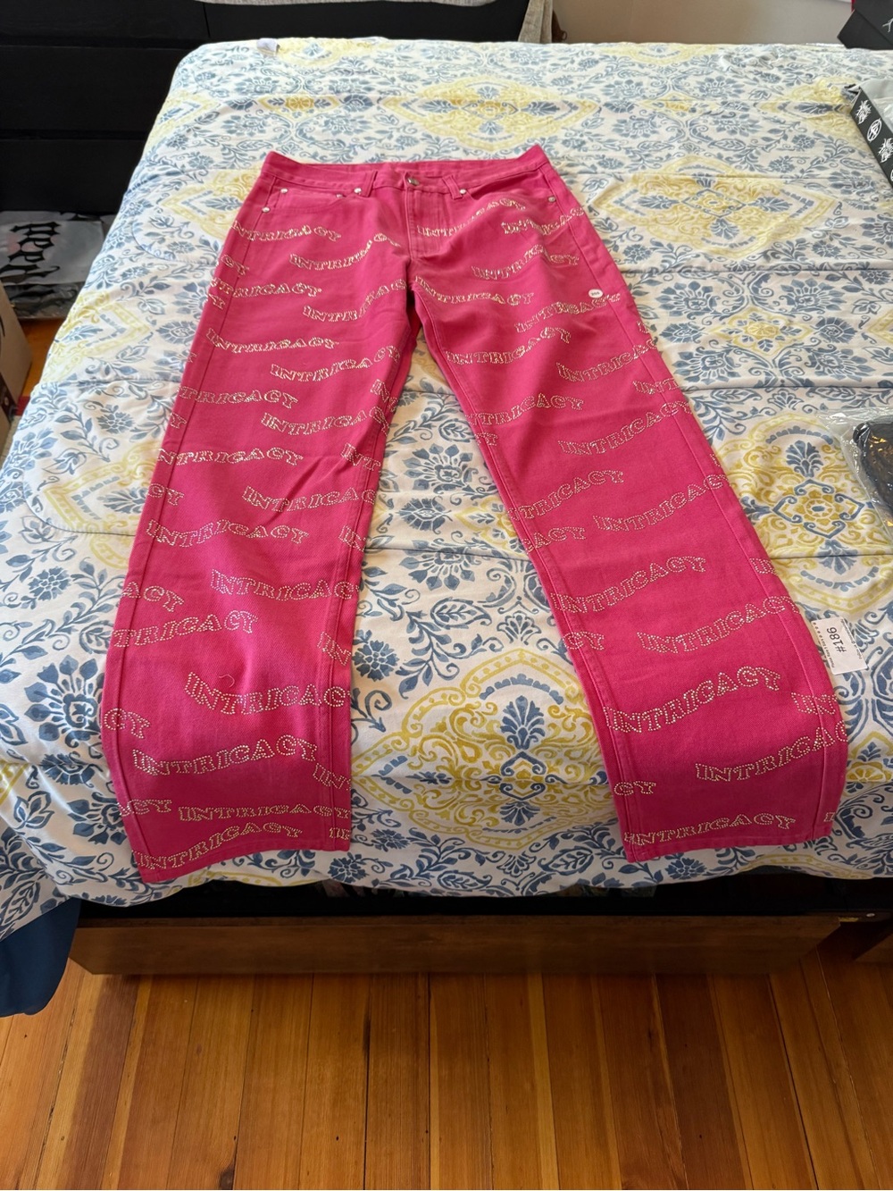 Lost Intricacy Men’s Pink Logo-Printed Wide Leg Jeans